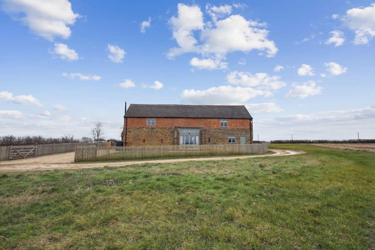 Sophie'S Barn - Hot Tub Packages Available Villa Market Harborough Dış mekan fotoğraf