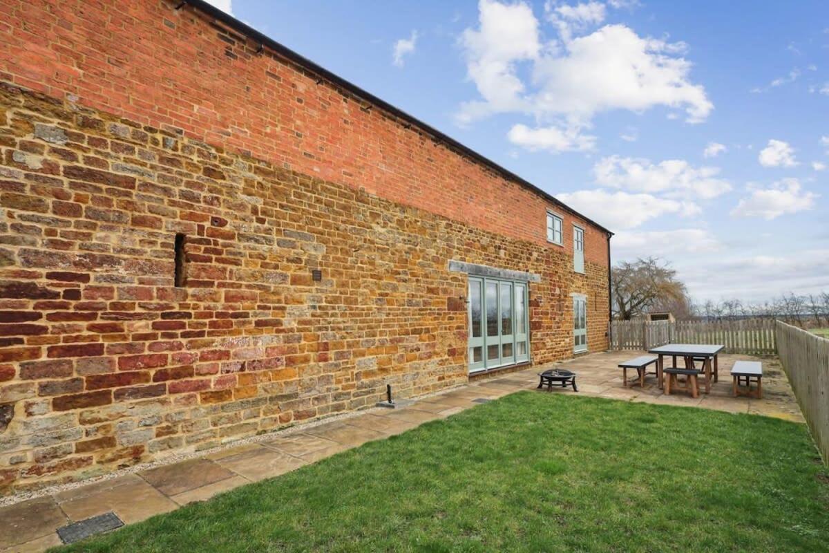 Sophie'S Barn - Hot Tub Packages Available Villa Market Harborough Dış mekan fotoğraf